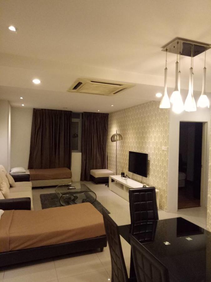 Peaceful Service Suite At Taragon Putri Bintang 吉隆坡 外观 照片
