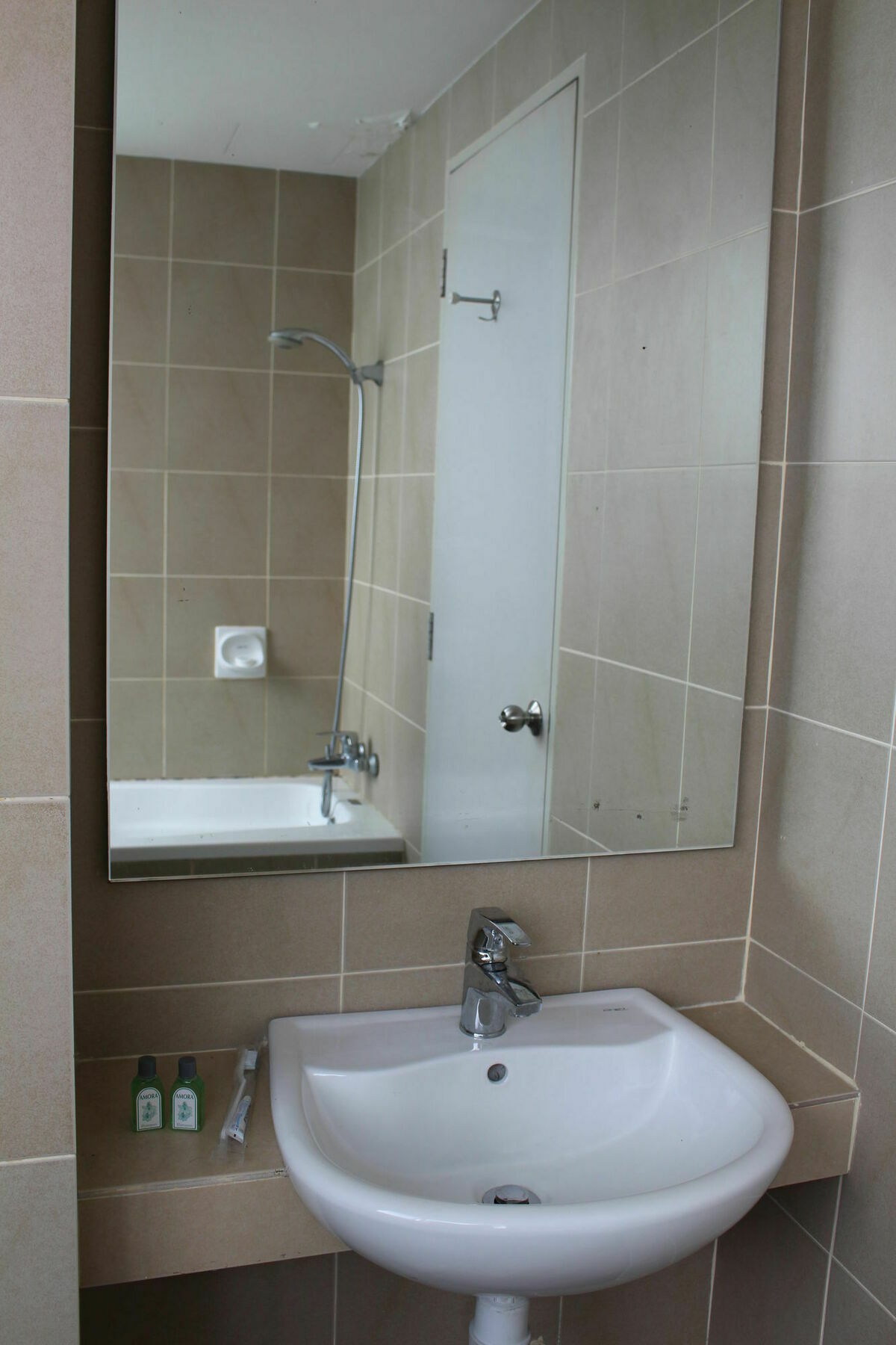Peaceful Service Suite At Taragon Putri Bintang 吉隆坡 外观 照片
